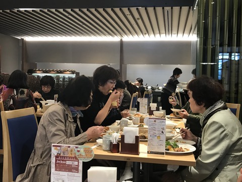 西神オリエンタルホテル　食事風景